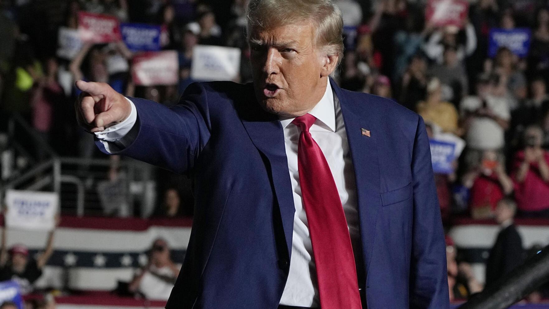 3rd Trump indictment; Hollywood writers to resume talks; U.S. soldier dies in Germany; Astros' Valdez gets no-hitter while Verlander returns | Hot Off The Wire podcast, Aug. 2, 2023